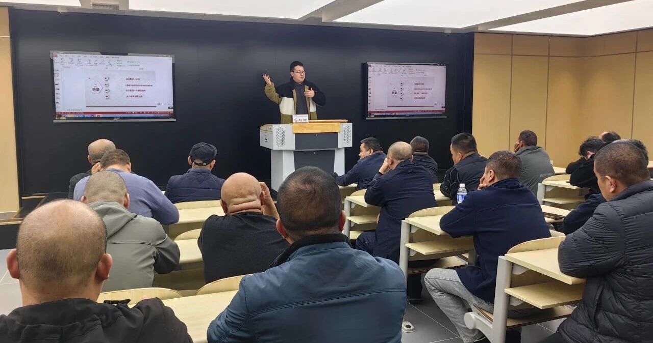 派出所民警结合案例传授防范技巧