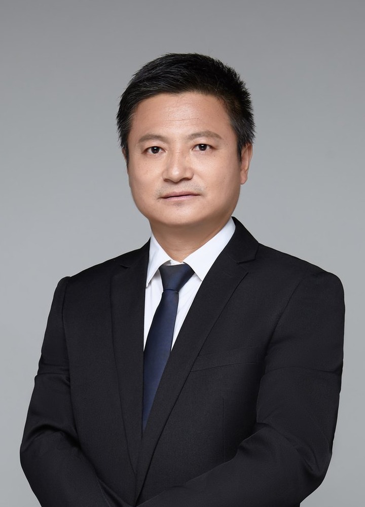 陈 朋 · 专职律师 · 劳动争议