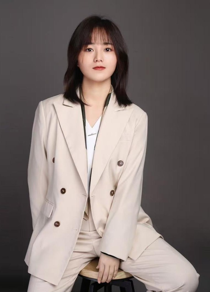 黄焕焕 · 资深律师 · 劳动争议