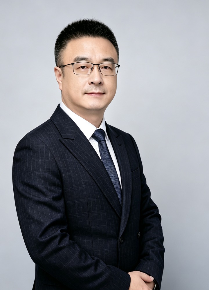 张晓松 · 资深律师 · 证券和投资